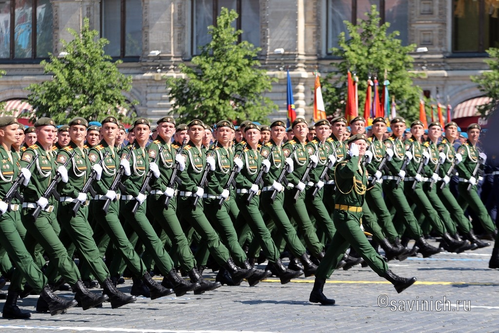 Парад военно москва